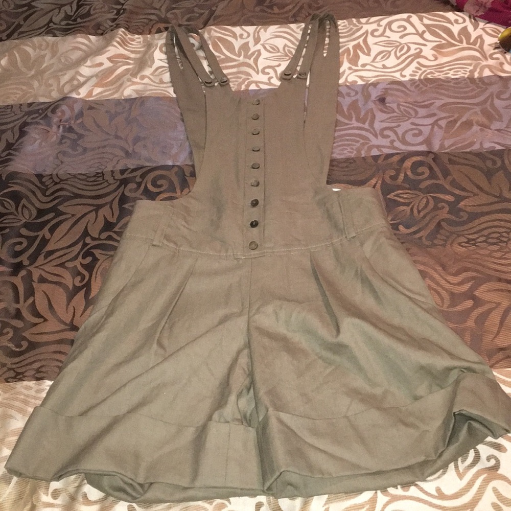 Maison Mayle suspenders romper